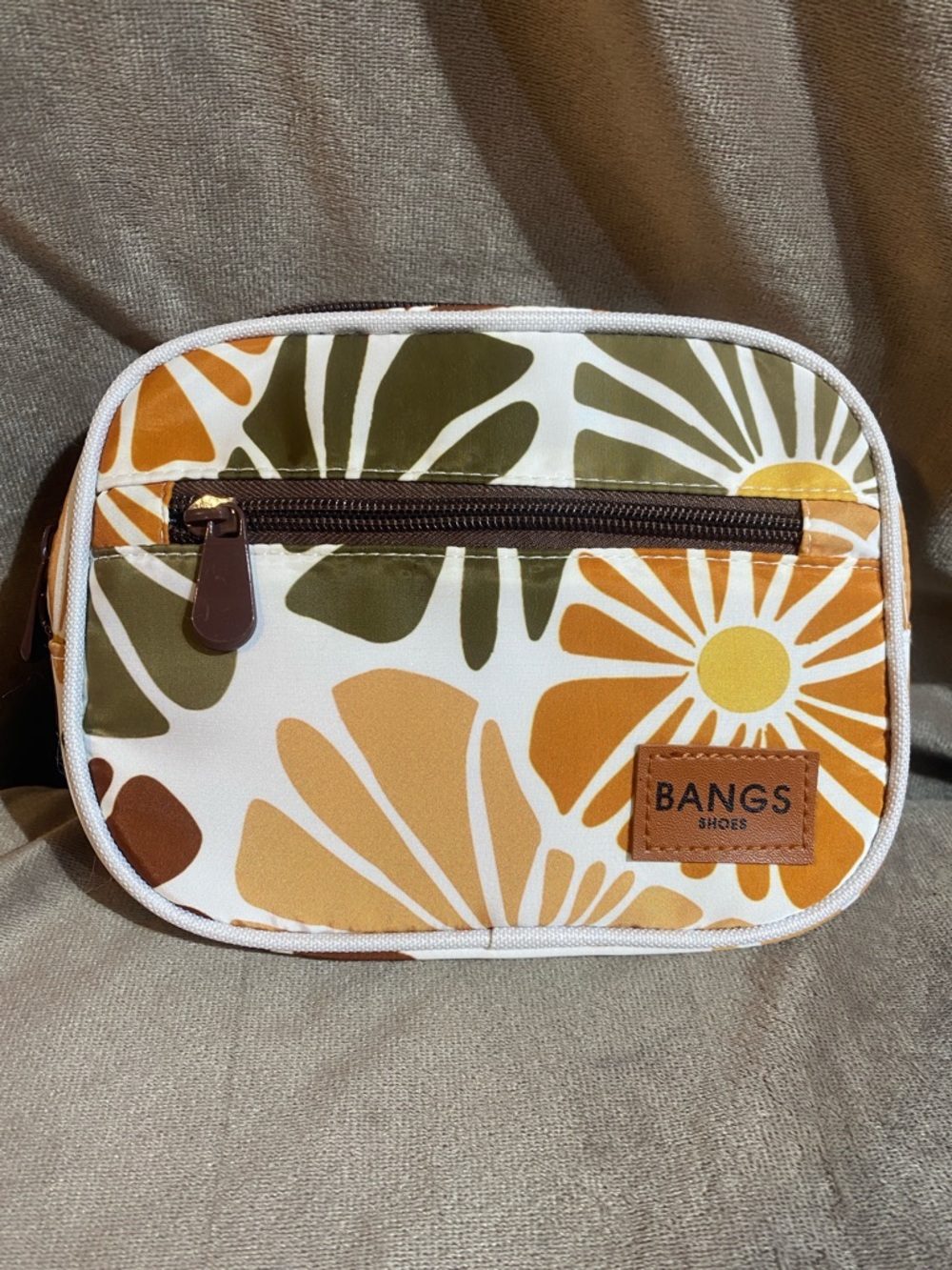 Bangs Shoes Retro Floral Print Cosmetic Bag - Yellow, Orange & Olive